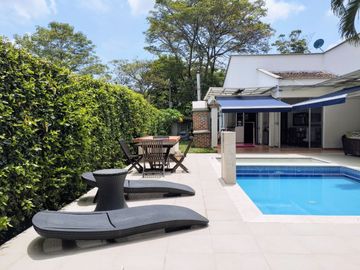 VENDO CASA EN LA MORADA A LAS AFUERAS DE CALI VALLE DEL CAUCA