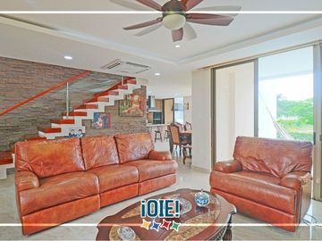 Casa de 3 dormitorios en venta, en urbanización Ciudad del Mar, Manta, Ecuador