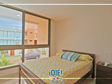 Casa de 3 dormitorios en venta, en urbanización Ciudad del Mar, Manta, Ecuador