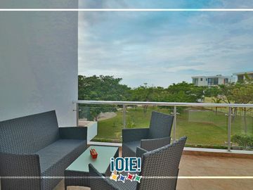 Casa de 3 dormitorios en venta, en urbanización Ciudad del Mar, Manta, Ecuador
