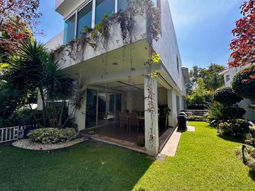 CASA DE LUJO EN VENTA, FRACC EL MANANTIAL