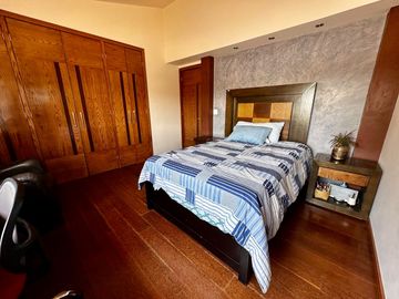 CASA DE LUJO EN VENTA, FRACC EL MANANTIAL