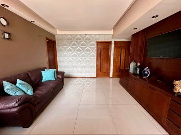 CASA DE LUJO EN VENTA, FRACC EL MANANTIAL