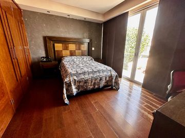 CASA DE LUJO EN VENTA, FRACC EL MANANTIAL