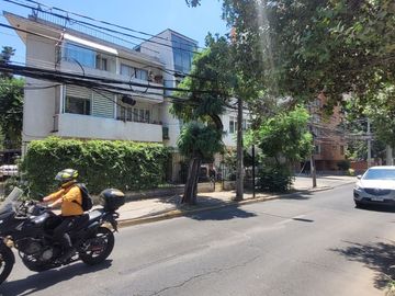 Departamento Antiguo Avenida Peru / Santos Dumont
