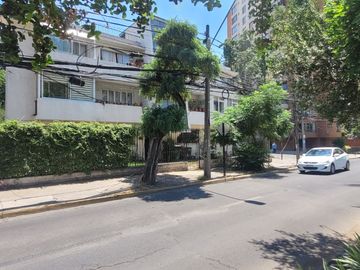 Departamento Antiguo Avenida Peru / Santos Dumont