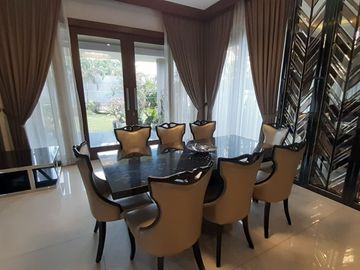 DISEWAKAN RUMAH MEWAH MINIMALIS MODERN SEMIFURNISH @ KOMPLEK SETRADUTA BANDUNG
