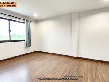 Sale/Rent Home Office / Townhome modern style, Baan Chayada @ Work Bangna KM. 5 Near Bangna - Bearing Tel 064-954----- (TW25-23)