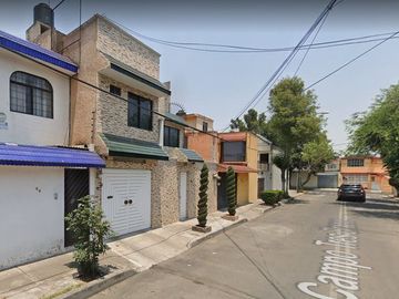 CASA EN AZCAPOTZALCO
