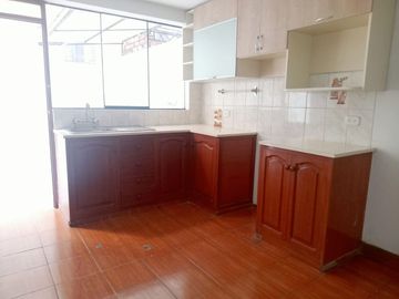 VENTA DE DEPARTAMENTO EN RESIDENCIAL HUANCARO - SANTIAGO, CUSCO