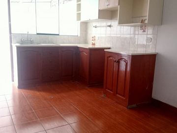 VENTA DE DEPARTAMENTO EN RESIDENCIAL HUANCARO - SANTIAGO, CUSCO