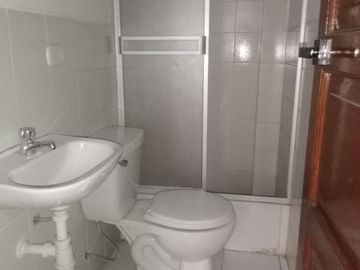 VENTA DE DEPARTAMENTO EN RESIDENCIAL HUANCARO - SANTIAGO, CUSCO