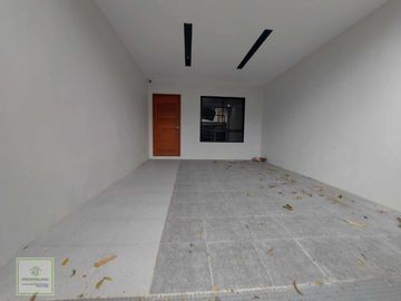 House and Lot for Sale in Parañaque Fortunata Village