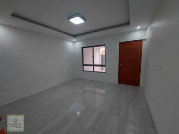 House and Lot for Sale in Parañaque Fortunata Village
