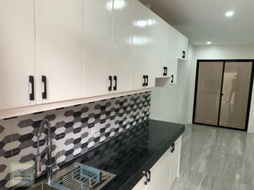 House and Lot for Sale in Parañaque Fortunata Village