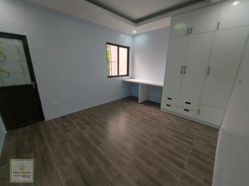 House and Lot for Sale in Parañaque Fortunata Village