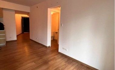 Modern 2-Bedroom Unit with Parking in The Rise Makati – RUSH SALE