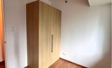 Modern 2-Bedroom Unit with Parking in The Rise Makati – RUSH SALE