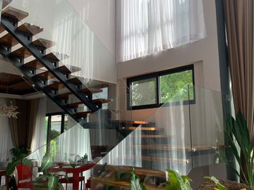 Modern 4-Bedroom House & Lot in Silang