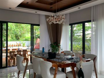 Modern 4-Bedroom House & Lot in Silang