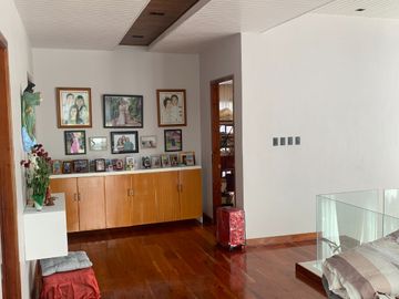Modern 4-Bedroom House & Lot in Silang
