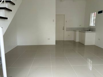 Half Duplex PreSelling House in Calamba, Laguna