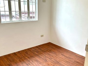 Half Duplex PreSelling House in Calamba, Laguna