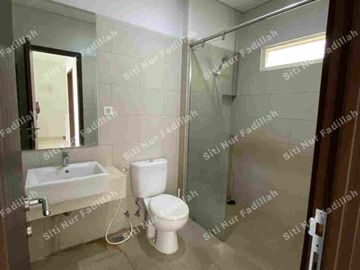 Disewakan rumah bagus di Cluster exclusive Lebak Bulus