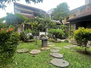 Dijual Rumah Tropis konsep Villa dan Paviliun di Ciputat, Tangsel
