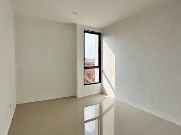 Dijual Rumah Murah Eksklusive 2 Lantai +Rooftop Di Condet Kramatjati Jakarta Timur Jaktim Jual