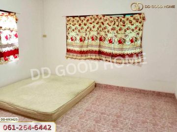 Townhome Khao Yoi, Phetchaburi near Ban Khao Yoi School