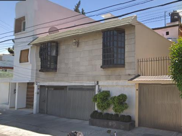 CASA EN LINDAVISTA