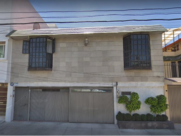 CASA EN LINDAVISTA