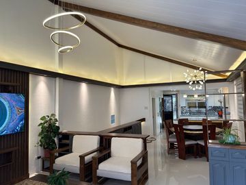 8 Bedroom Elegant Home in Dontogan, Baguio City