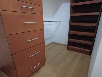 CASA EN VENTA EN BOSQUE SERENO AGUASCALIENTES PONIENTE