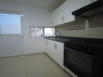 CASA EN VENTA EN RESIDENCIAL BOSQUE SERENO AGUASCALIENTES PONIENTE