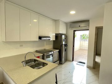Salinas, hermosa casa moderna dentro de urbanización