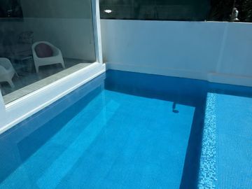 Casa con jardín y alberca privada, en venta, Playacar Fase II, Playa del Carmen.