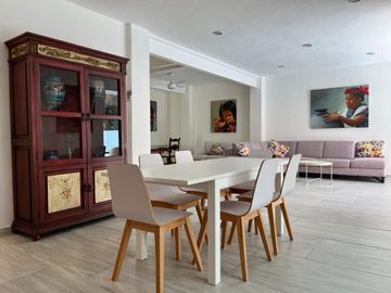 Casa con jardín y alberca privada, en venta, Playacar Fase II, Playa del Carmen.