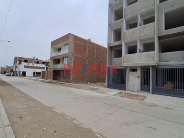 Terreno En La Estancia De Huanchaco - Venta - 107.24 M2 Vista Lateral A Parque - 1111486
