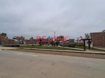 Terreno En La Estancia De Huanchaco - Venta - 107.24 M2 Vista Lateral A Parque - 1111486