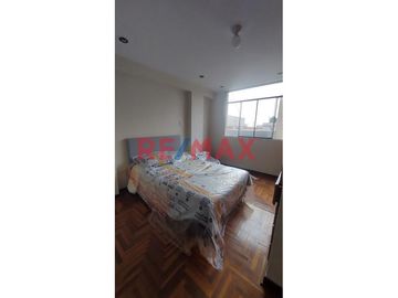 Departamento En 5To Piso - Venta - Cerca A Parque 100.20M2 5To Piso