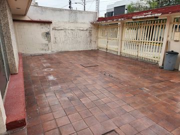CASA EN VENTA PARA REMODELAR