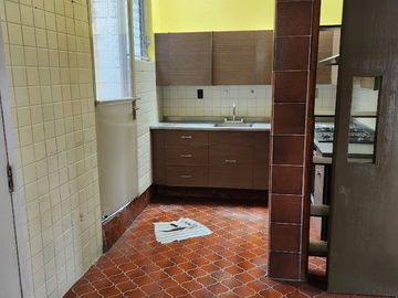CASA EN VENTA PARA REMODELAR