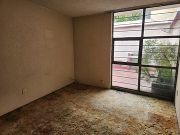 CASA EN VENTA PARA REMODELAR