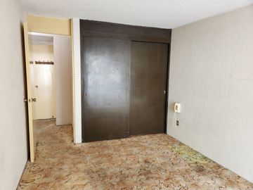 CASA EN VENTA PARA REMODELAR