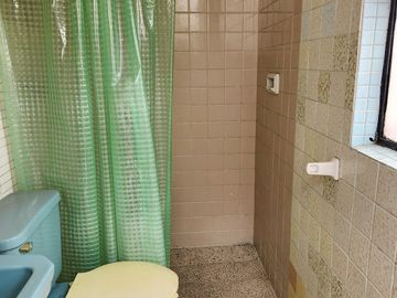 CASA EN VENTA PARA REMODELAR
