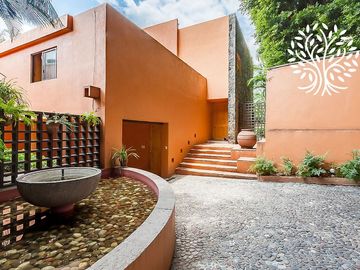 Casa de las Ranas - Las Quintas