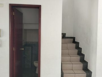 Casa en RENTA Urbi, Cuautitlán Izcalli, Estado de México 3R, 1.5B, 2E, 120 M2