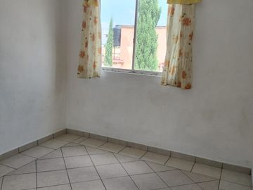 Casa en RENTA Urbi, Cuautitlán Izcalli, Estado de México 3R, 1.5B, 2E, 120 M2